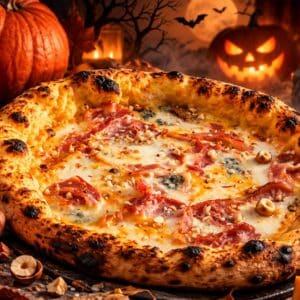 Pizza Zucca de 500 Degrés à Marseille, garnie de crème de potimarron maison, mozzarella, gorgonzola, pancetta et noisettes concassées.